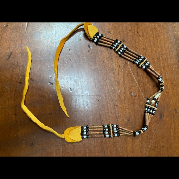 Beautiful handmade vintage choker - Picture 1 of 6